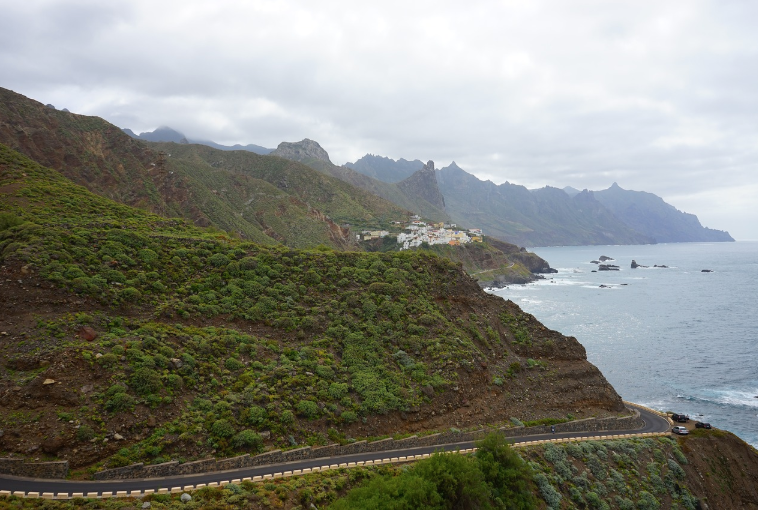경상남도 통영, 욕지도 섬 여행: 저렴하게 즐기는 아름다운 바다와 자연