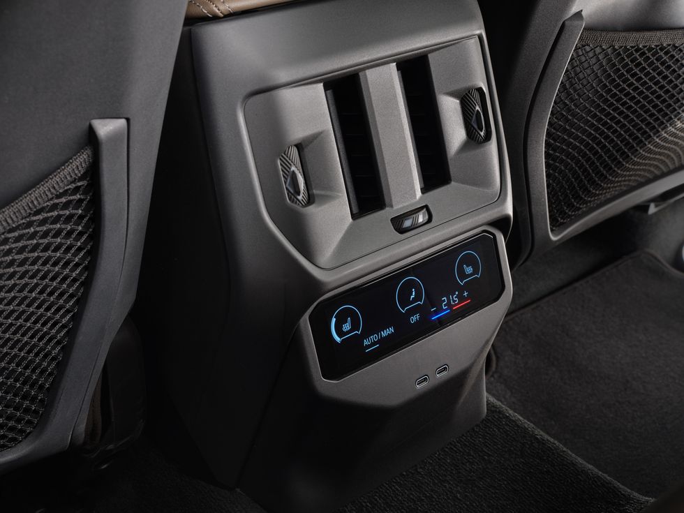 BMW X3 풀체인지 실내 디자인