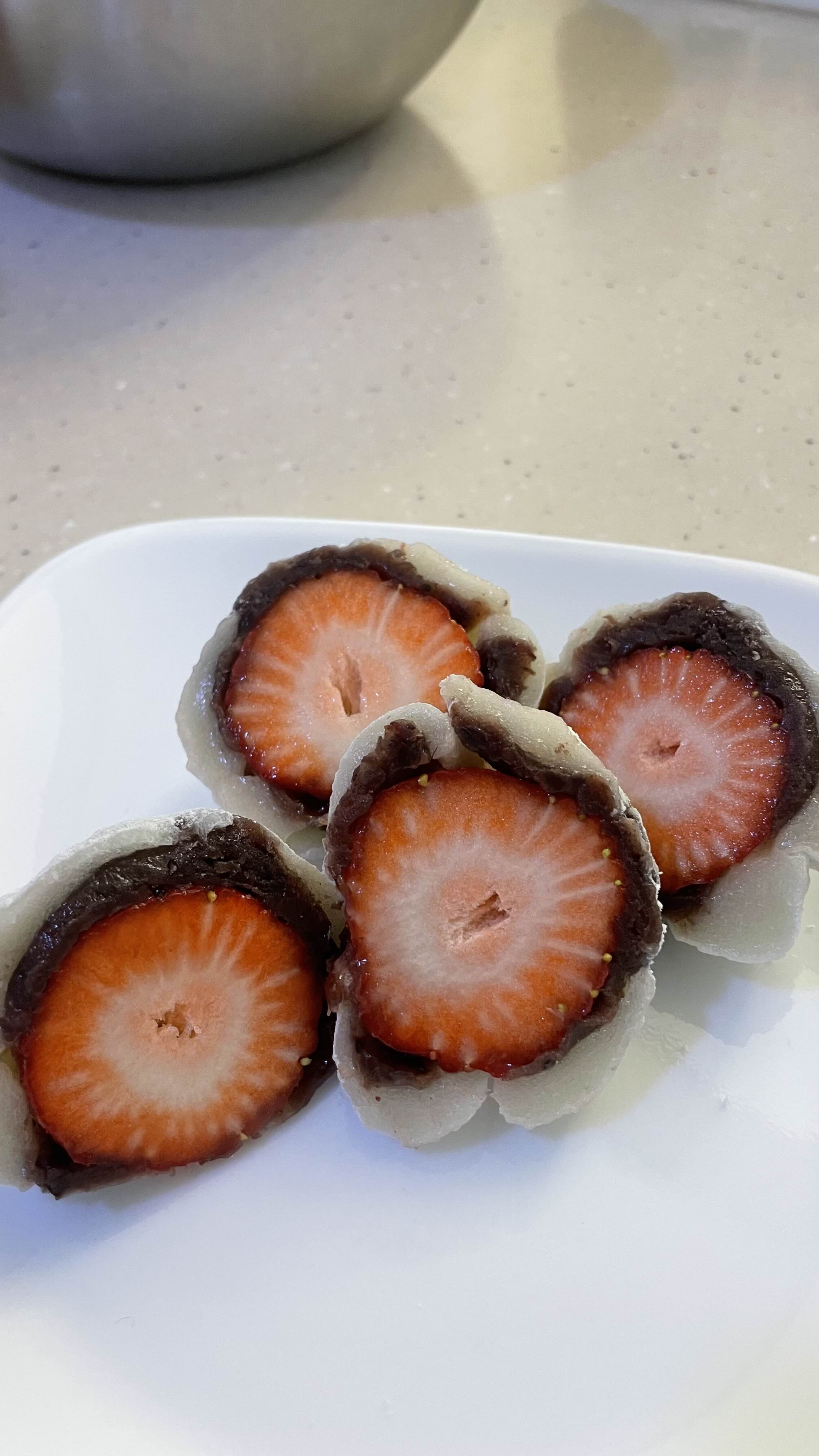 딸기 모찌 만들기