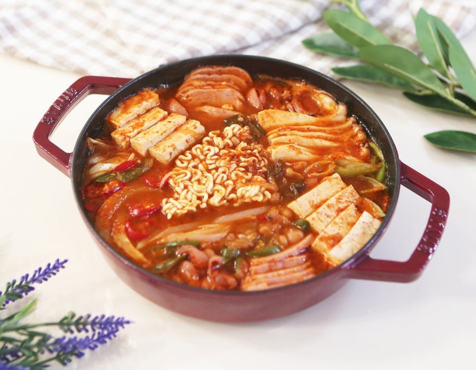 김치 부대찌개