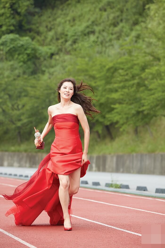 문소리-여배우는오늘도