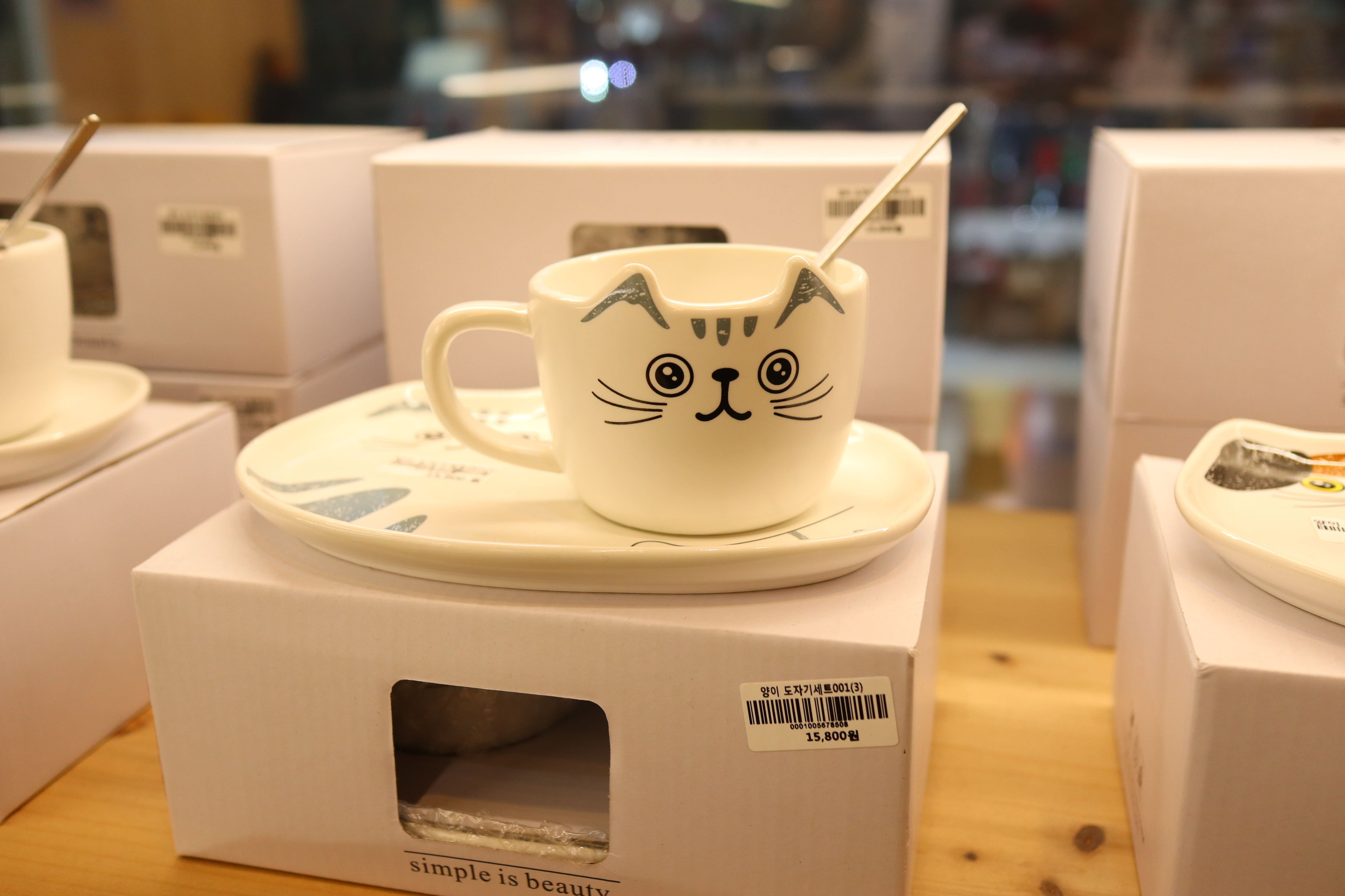 귀여운-고양이-머그컵