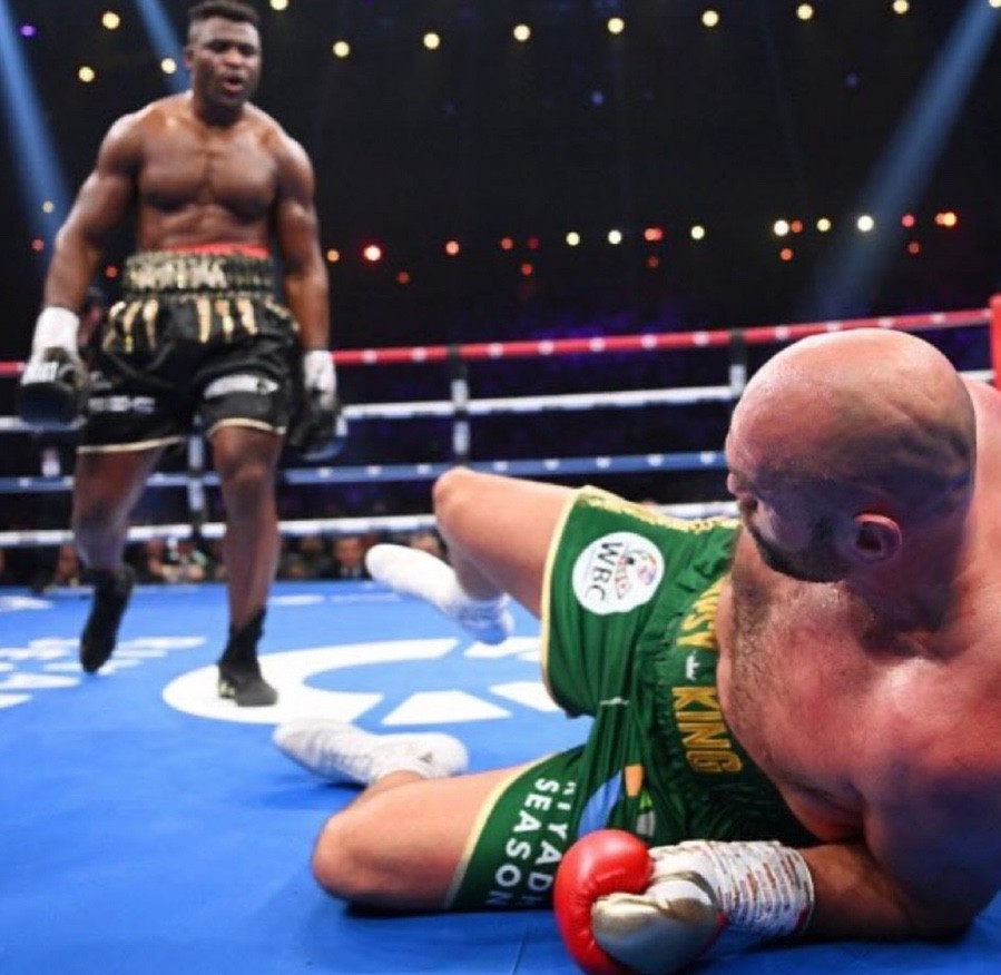PFL 이적한 UFC 헤비급 챔피언 프란시스 은가누 3월에 앤서니 조슈아와 복싱대결 확정!