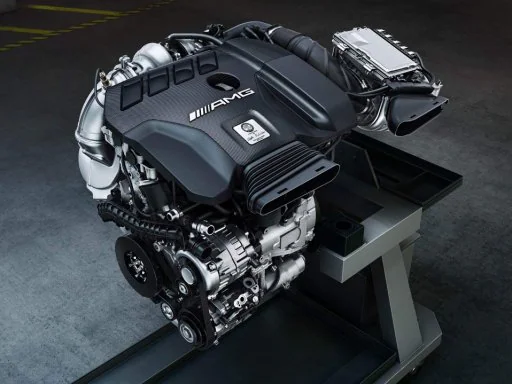 AMG A45 4matic+ 엔진