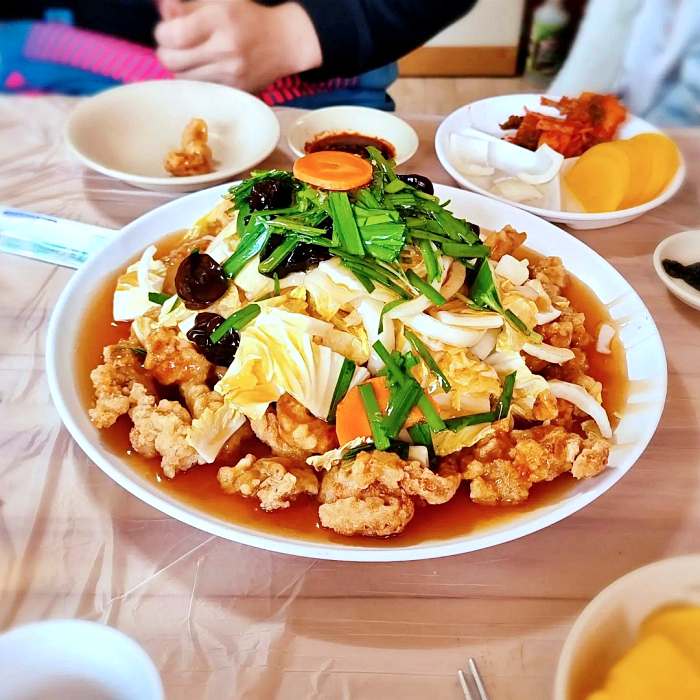 토요일은 밥이좋아 토밥좋아 평창 횡계 용평리조트 부추 탕수육 짜장 볶음밥 맛집