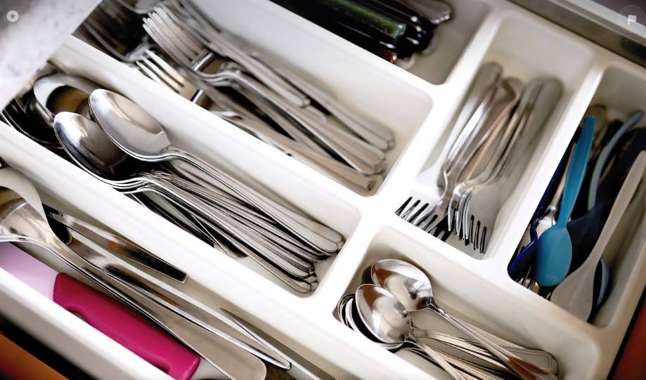 식기류 정리 수납 공간활용