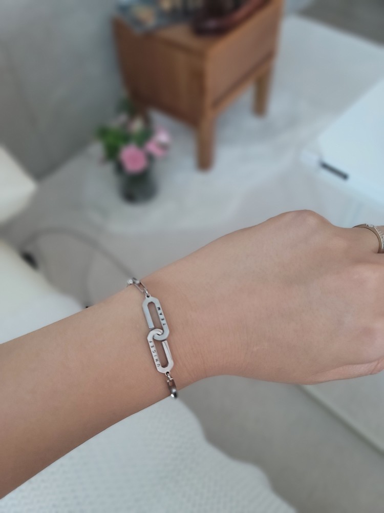 유니세프팔찌 착용사진