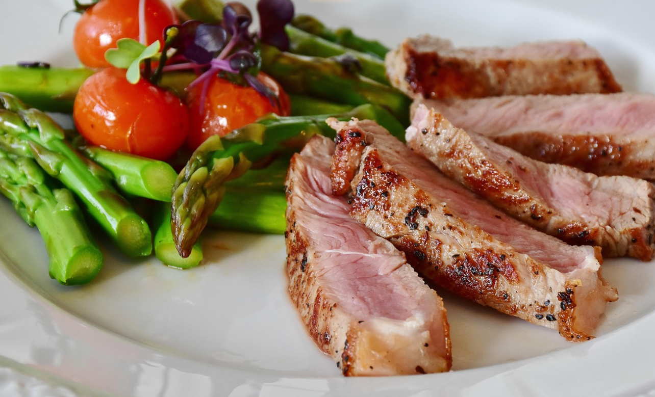 직접 요리하기가 주는 긍정적 영향에 대한 사진