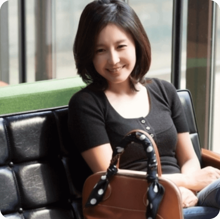 이수만-여기자-조주희지국장-사진