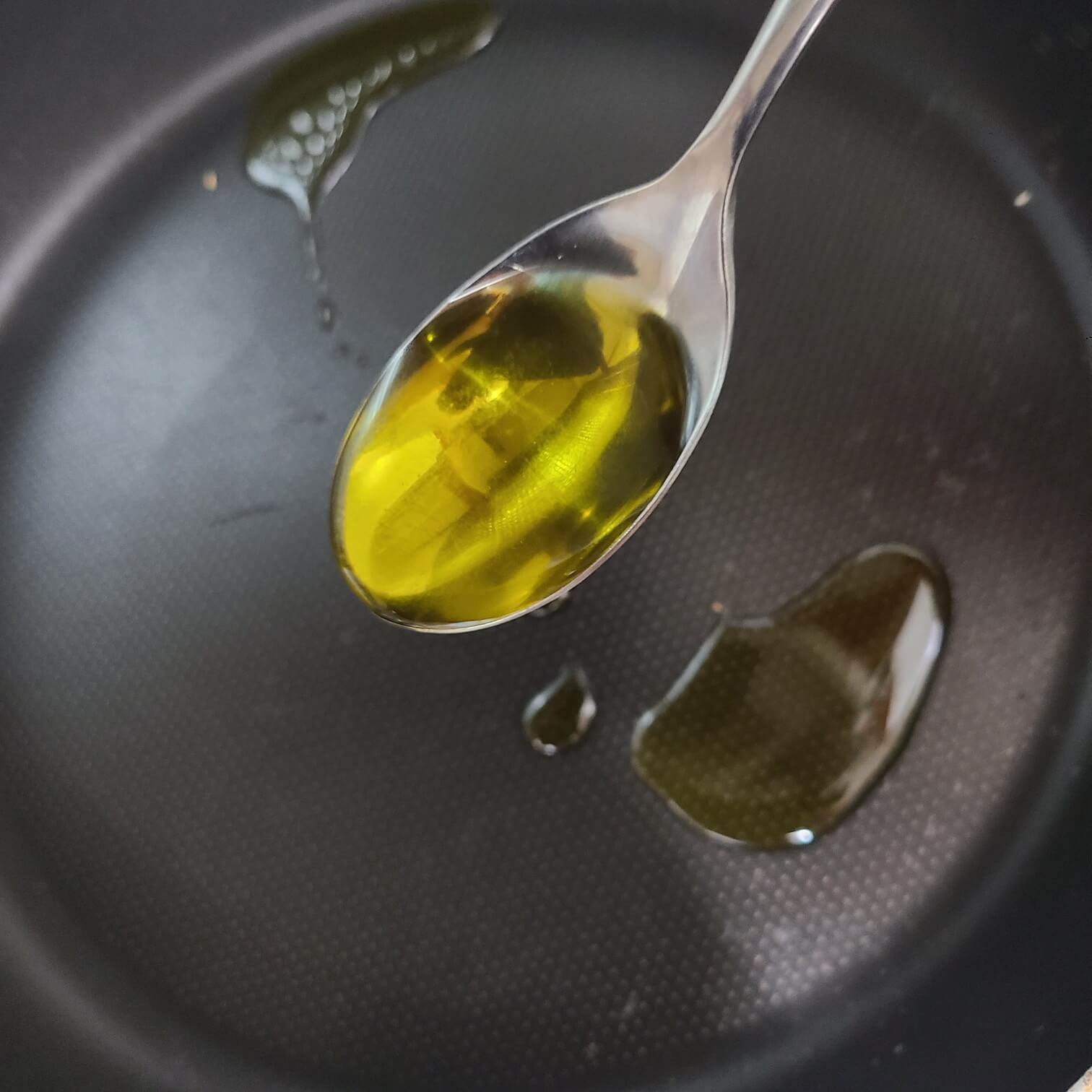 자취생 요리 자취생요리 간장 파스타 자취생요리로 좋은 간단하고 맛있는 애호박볶음 자취생 요리 밀키트로 만든 설렁탕과 닭살볶음 자취생 요리에 그만인 초간단 참치 김치찌개 자취생 요리당면김치찌개 참치김치찌개김치찌개 자취생요리 혼자 먹기 딱 좋은 맛있는 차돌박이부대찌개 자취생요리 고등어통조림으로 생선구이했어요. 자취생 요리 쏘야볶음 간단해 자취생요리 만두 김치짜글이 김치 만두짜글이 자취생요리로 좋은 짜장밥 자취생요리 새우 대신 만두 칠리만두 자취생 요리 # 초간단 계란 식빵 자취생 요리 : 편의점 재료로 사천짜장 참치캔 활용 자취생요리