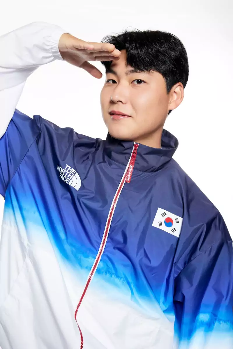 출처: 네이버 스포츠 | 이우석 양궁 선수