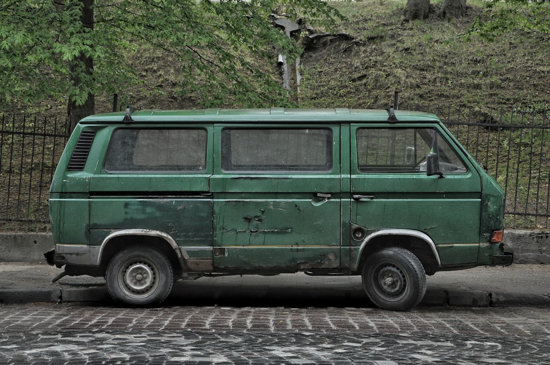 Arol Vehicle