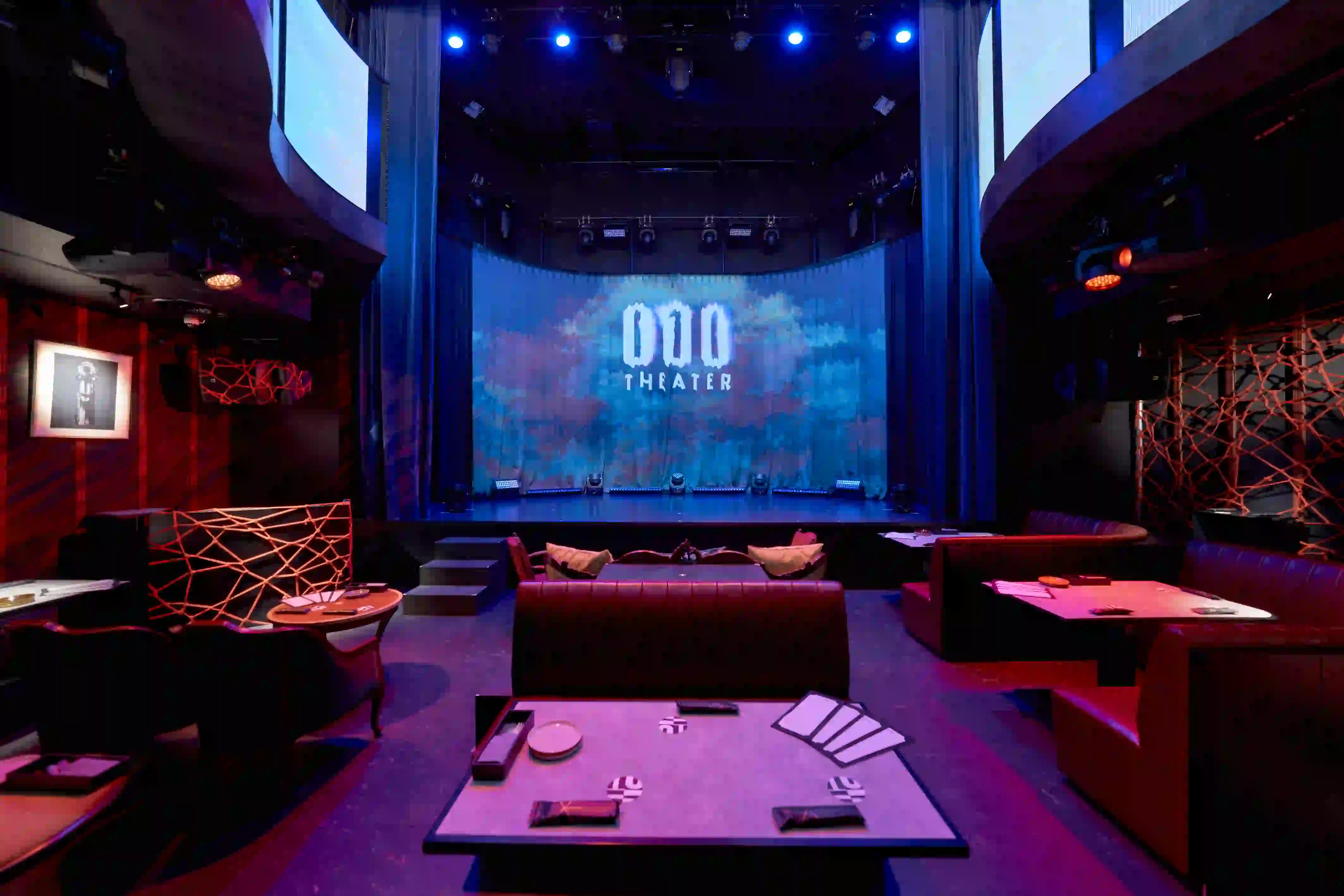 THEATER 010(극장 010)