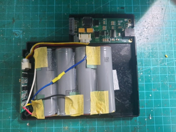 LG 21700 M50LT 셀 과 회로 연결 작업