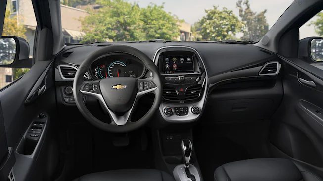 더뉴스파크 풀옵션 차량의 실내 사진 깔끔해서 좋습니다.