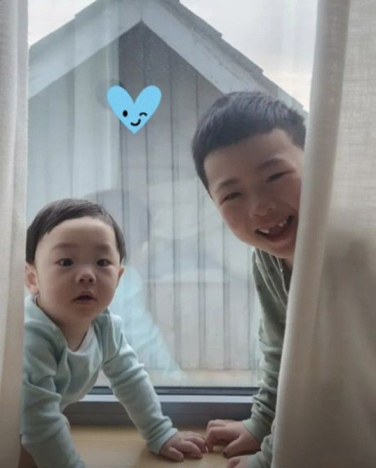 황정음 아들