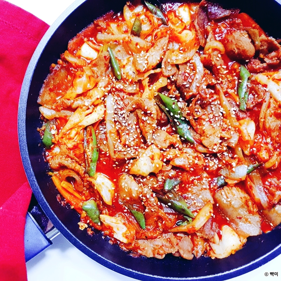 고추장 제육볶음 만들기 백종원 제육볶음 양념장 레시피로 완성한 윤기 나는 제육볶음 모습