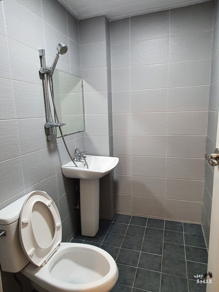 싹 게스트하우스 화장실