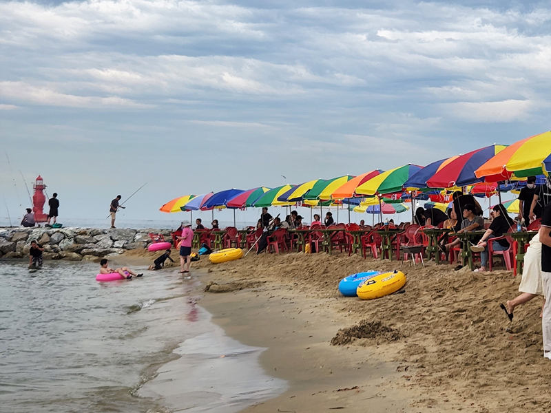 어달해수욕장_포차거리_02