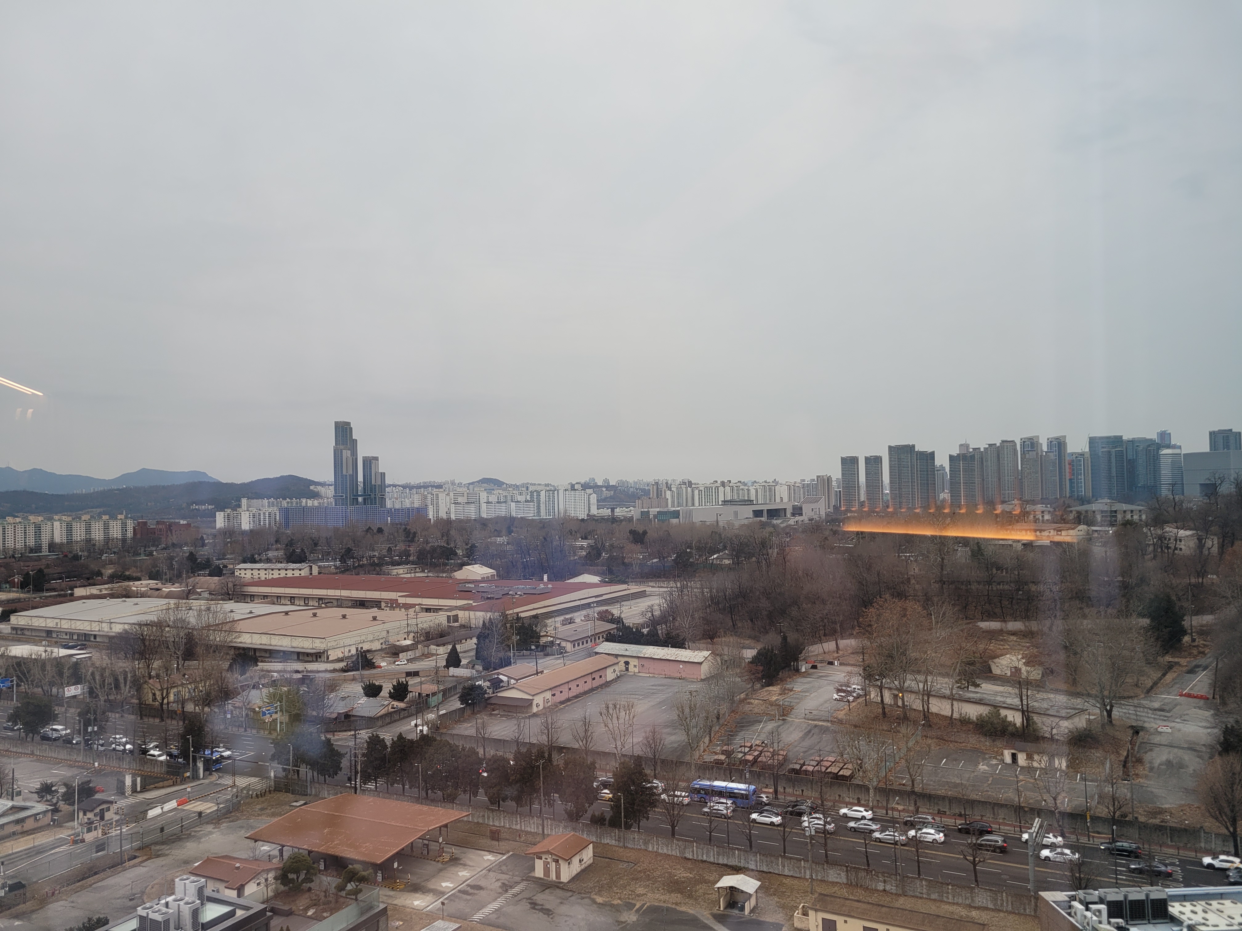 몬드리안-호텔-이태원-객실-뷰1