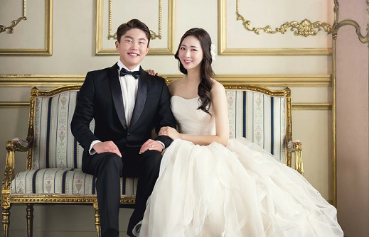 류지혁 선수와 아내, 서로 동갑내기이며 슬하에 세명의 자녀가 있다.