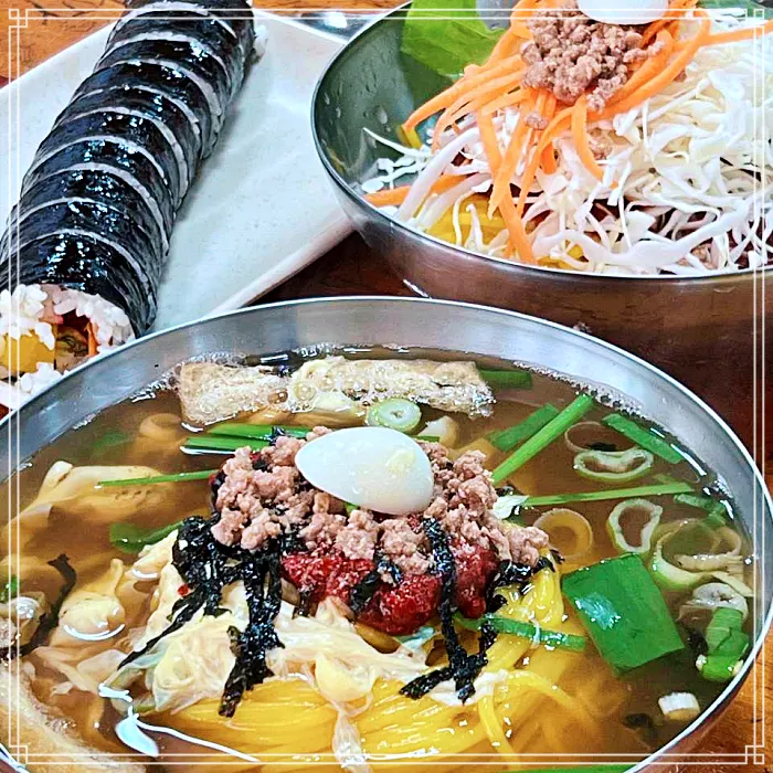 옥천 맛집 쫄깃한 면 위 고기, 메추리알 고명, 따끈한 물쫄면