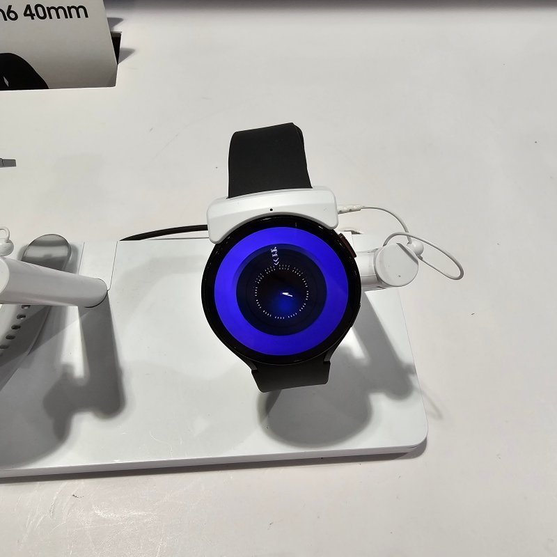 화면이켜져있는-갤럭시워치6