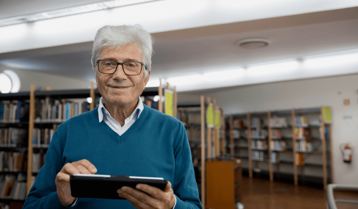 아이패드와노인