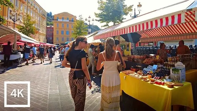 살레야 코스 Cours Saleya