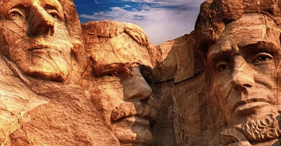 미국 인플레이션 억제 법안 통과 - 기후변화 대책, 약값인하, 전기차 구입 지원