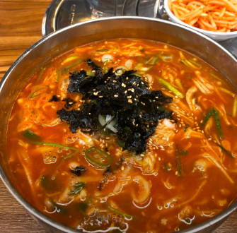 생생정보 스타밥집 원미경 고양 장&amp;조개칼국수 만두전골 맛집