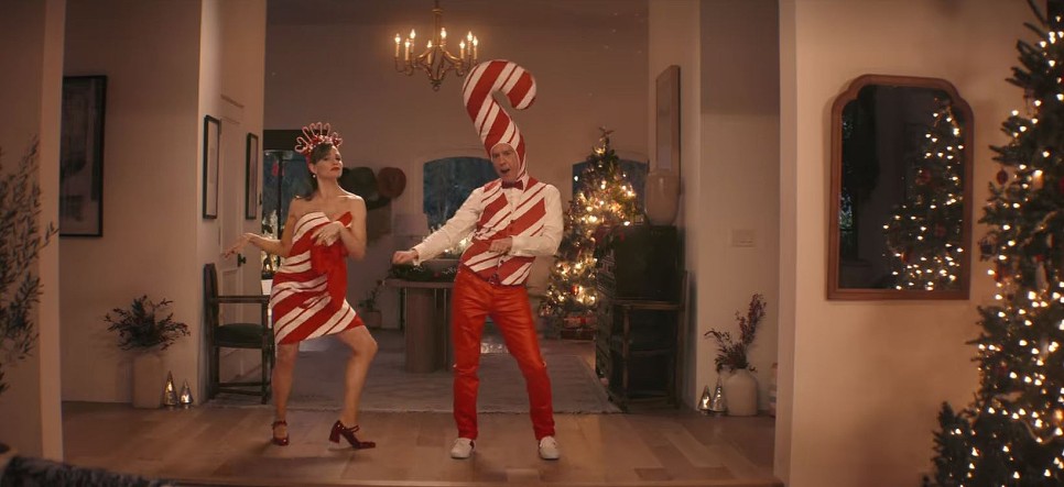 영화 <패밀리 스위치> 장면