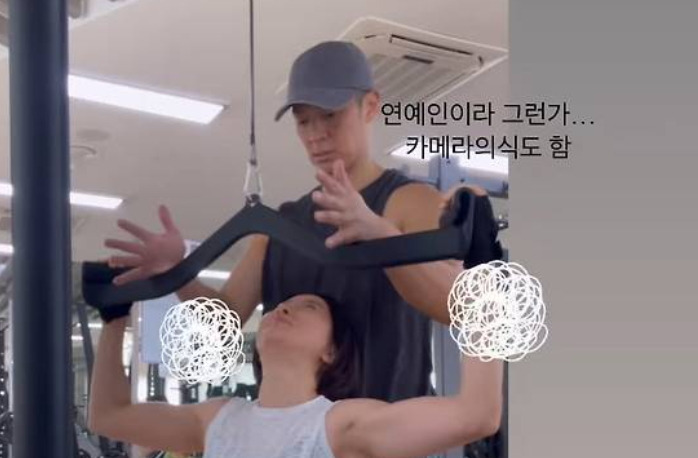 팀 가수 데뷔