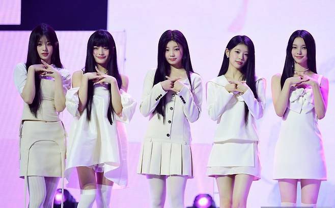 아일릿 뉴진스 무시해