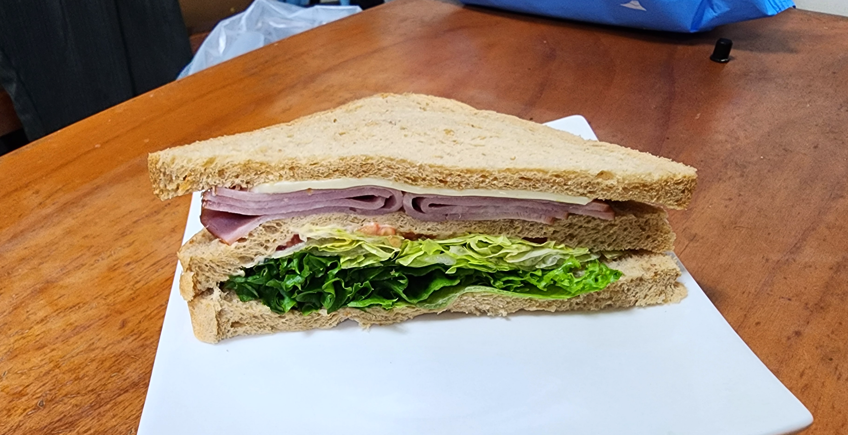 CU편의점_자이언트디럭스통밀햄