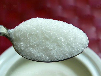 식초와 설탕 혼합