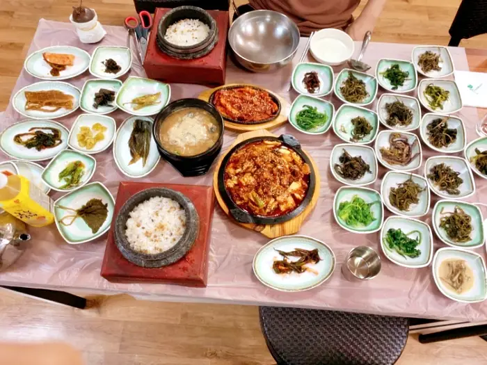 더덕구이 20가지 이상의 산나물과 청국장찌개 돌솥밥 산채정식 맛있는 곳 추천