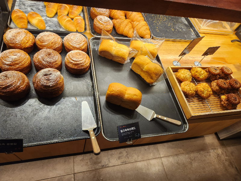 팔당카페 브레드쏭