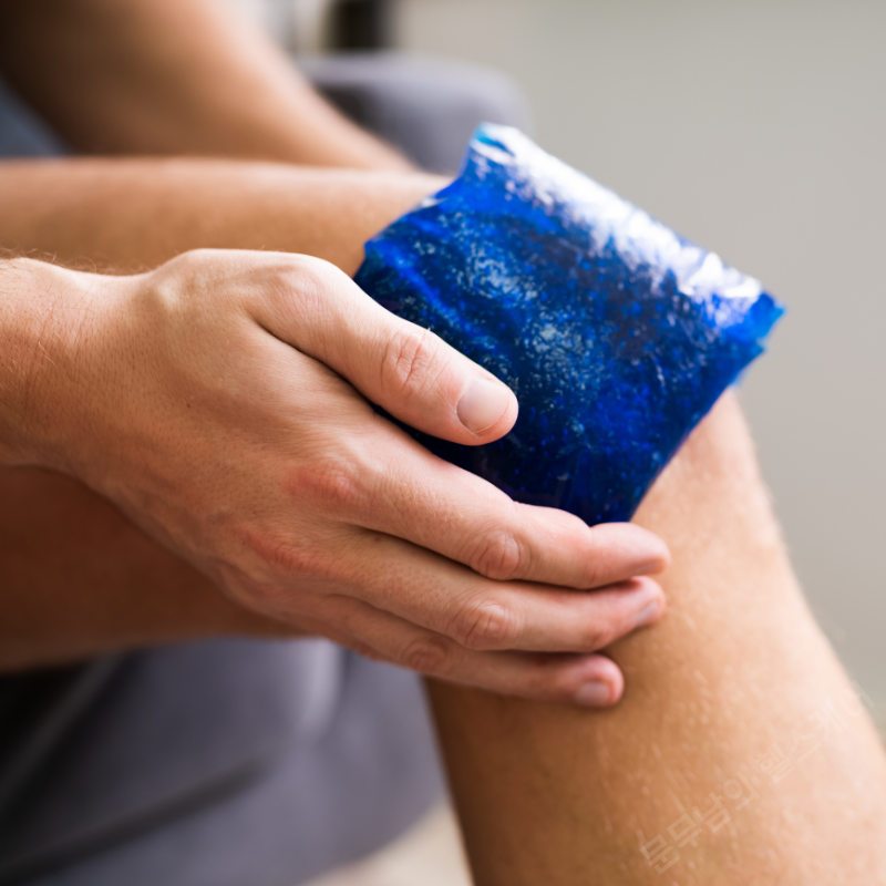 무릎 앞쪽 통증 원인 증상 치료법