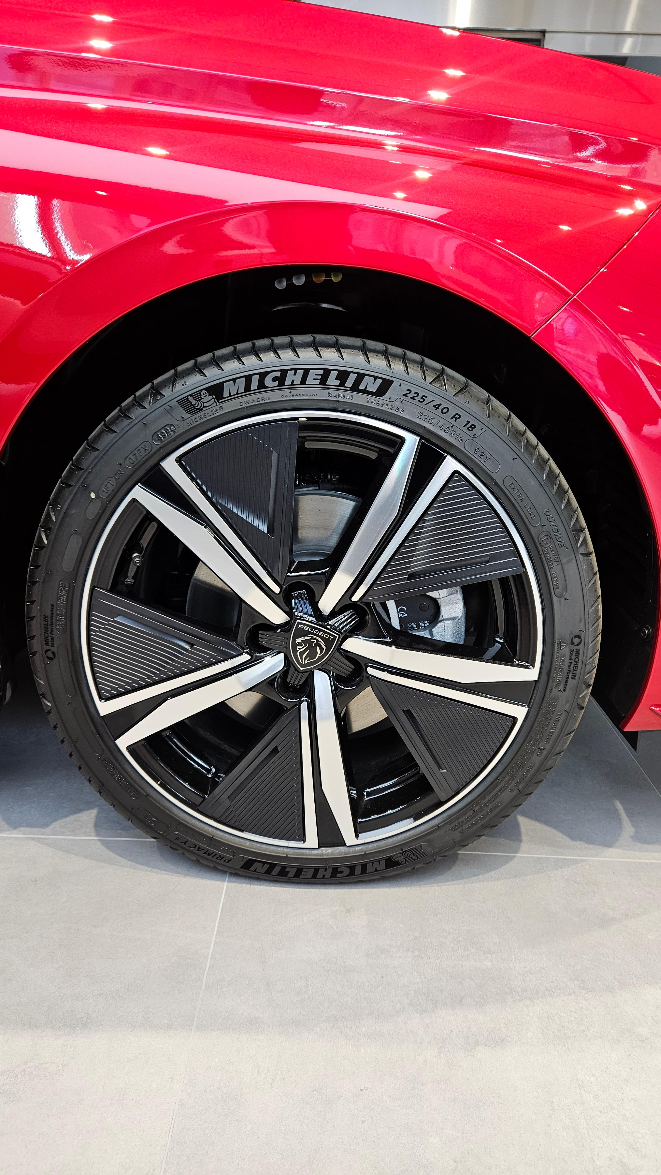 푸조 308 하이브리드