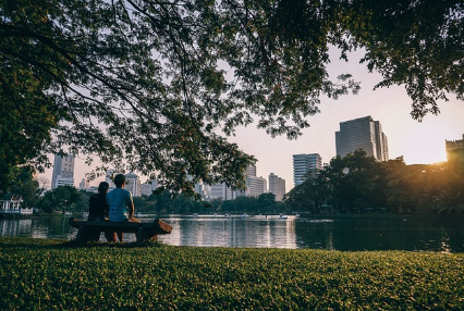 도심 속 숨어 있는 공원과 자연 공간