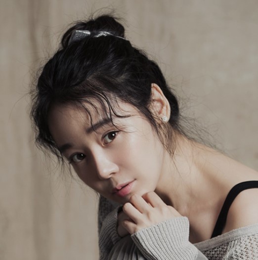 가장 최근 한 매체와의 인터뷰 사진