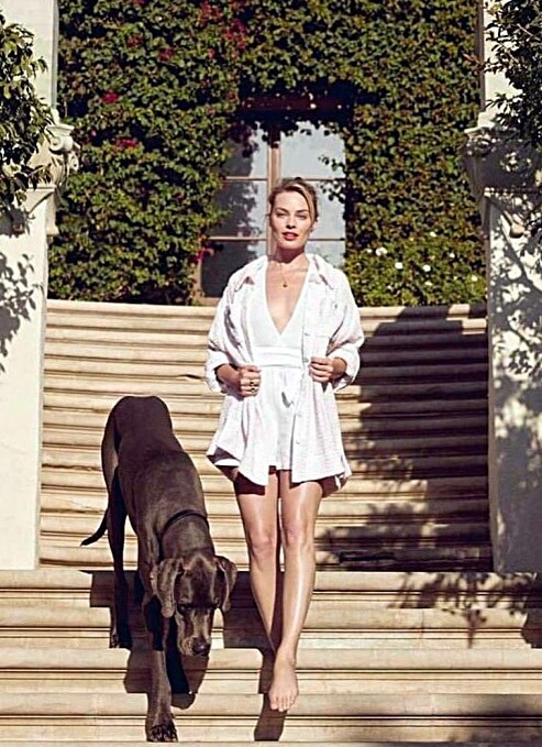 마고 로비 몸매