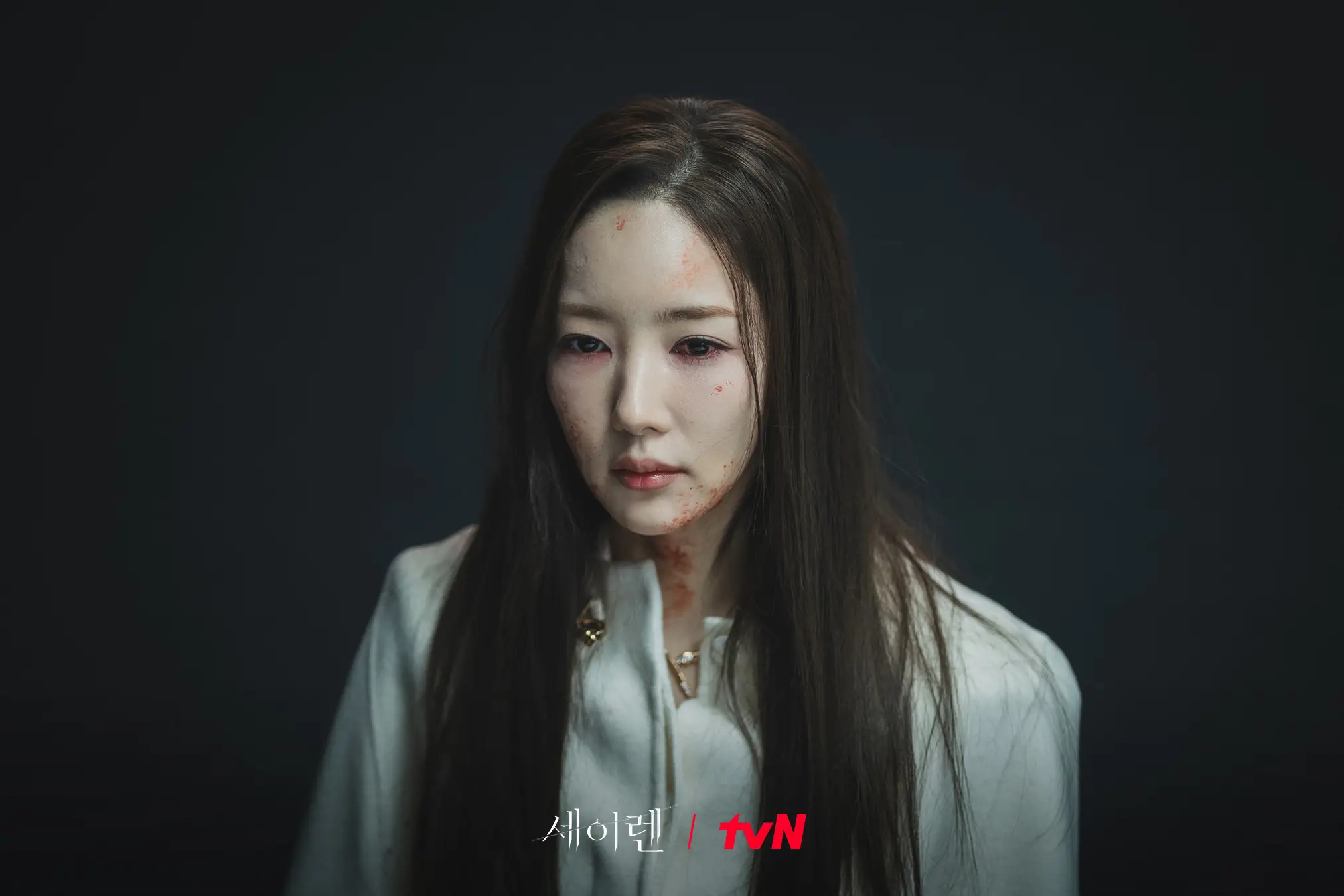 세이렌 8화 엔딩 반전 얼굴에 피를 묻힌 한설아 박민영의 충격적인 모습과 이수호 사망 사건의 진실