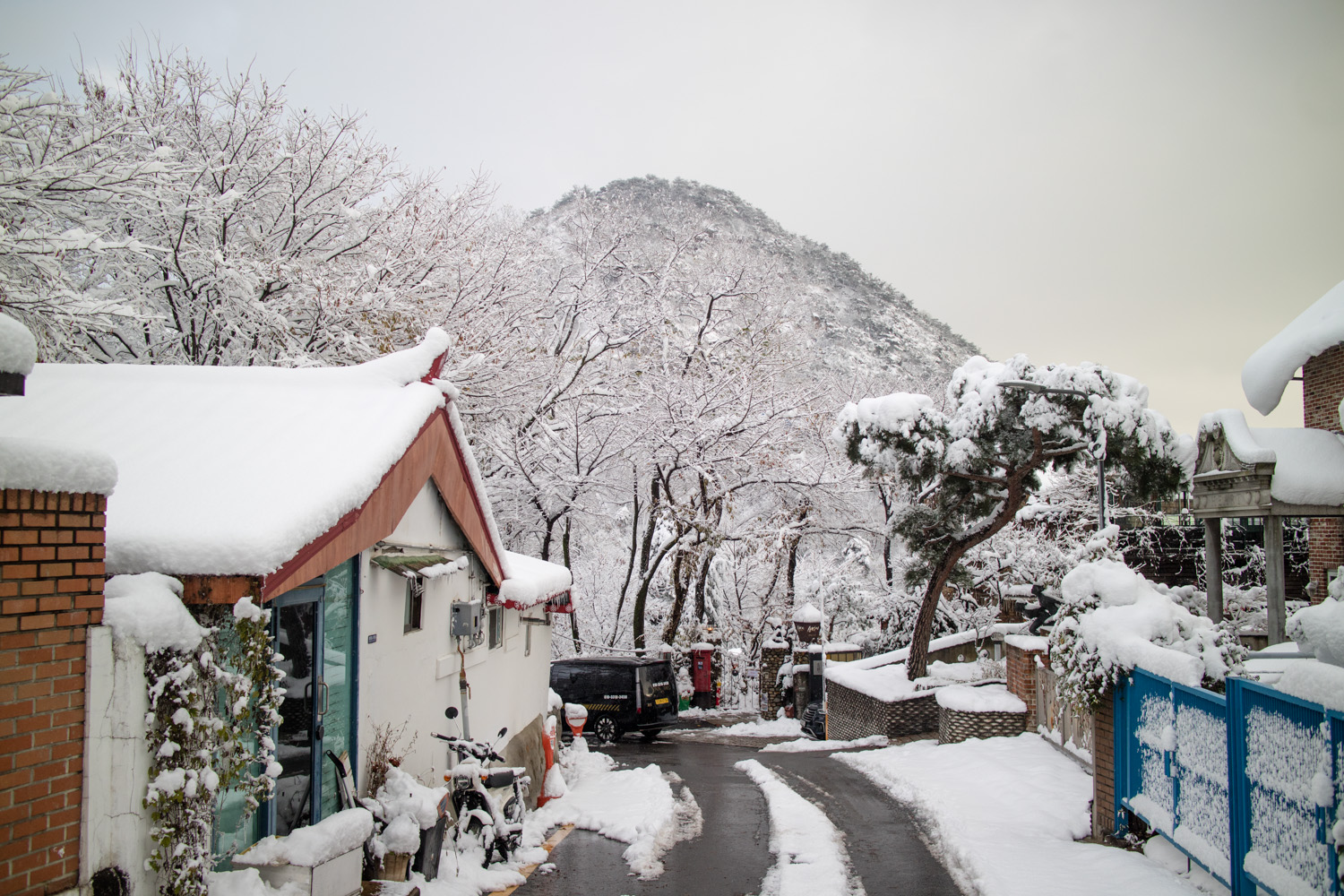 산모퉁이 카페
