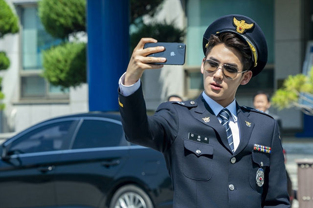 영화 끝장수사 쿠키영상·관람후기·출연진·줄거리-존잼