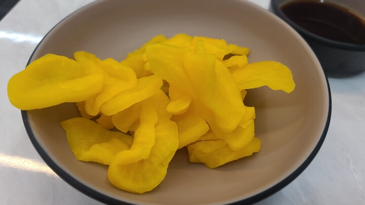 솔만두-단무지