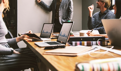 직업이 사라진다? 앞으로 10년 안에 위기인 직업들