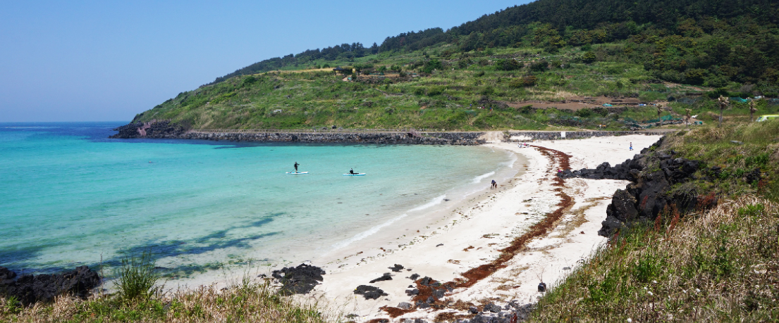 제주도의 아름다운 해안선을 따라 가는 1박 2일 여행
