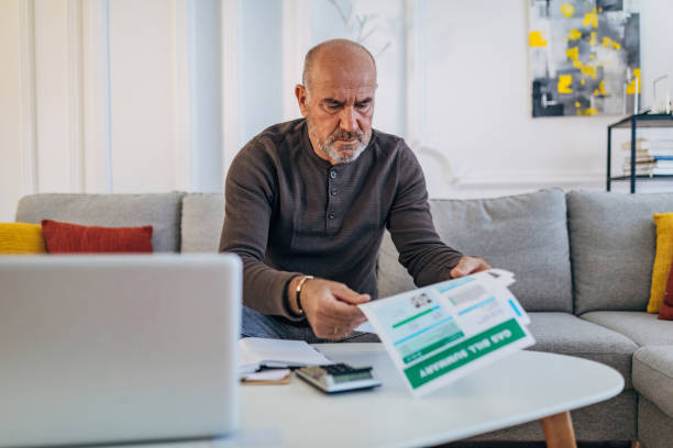 중장년 재취업 바우처 최대 200만 원 받는 법